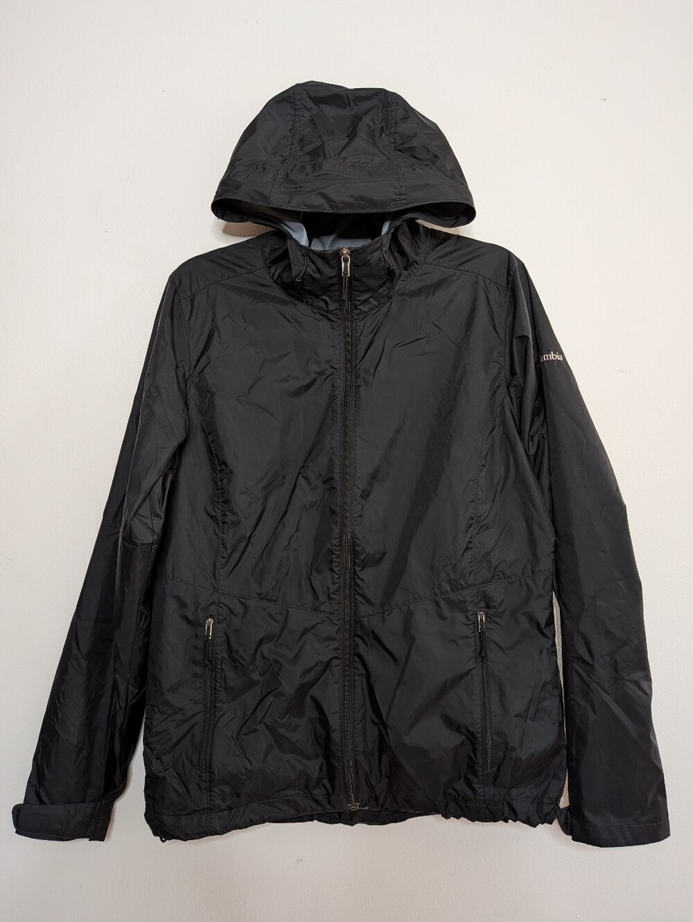 Columbia Black Nylon Windbreaker Hooded Zip Up Jacket